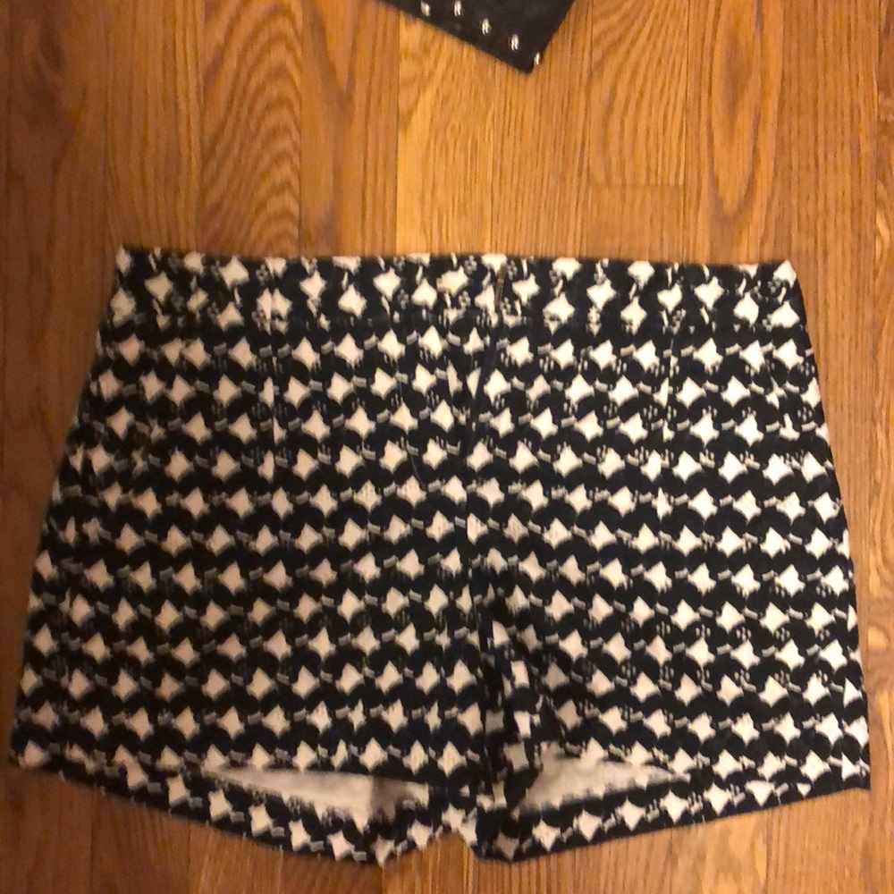 Black and white THEORY Dress Shorts